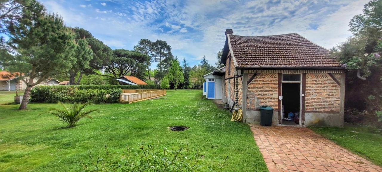 Charmante Maison Dans Les Landes X 10 Avec Piscine Et Salle D Escalade Lue Buitenkant foto